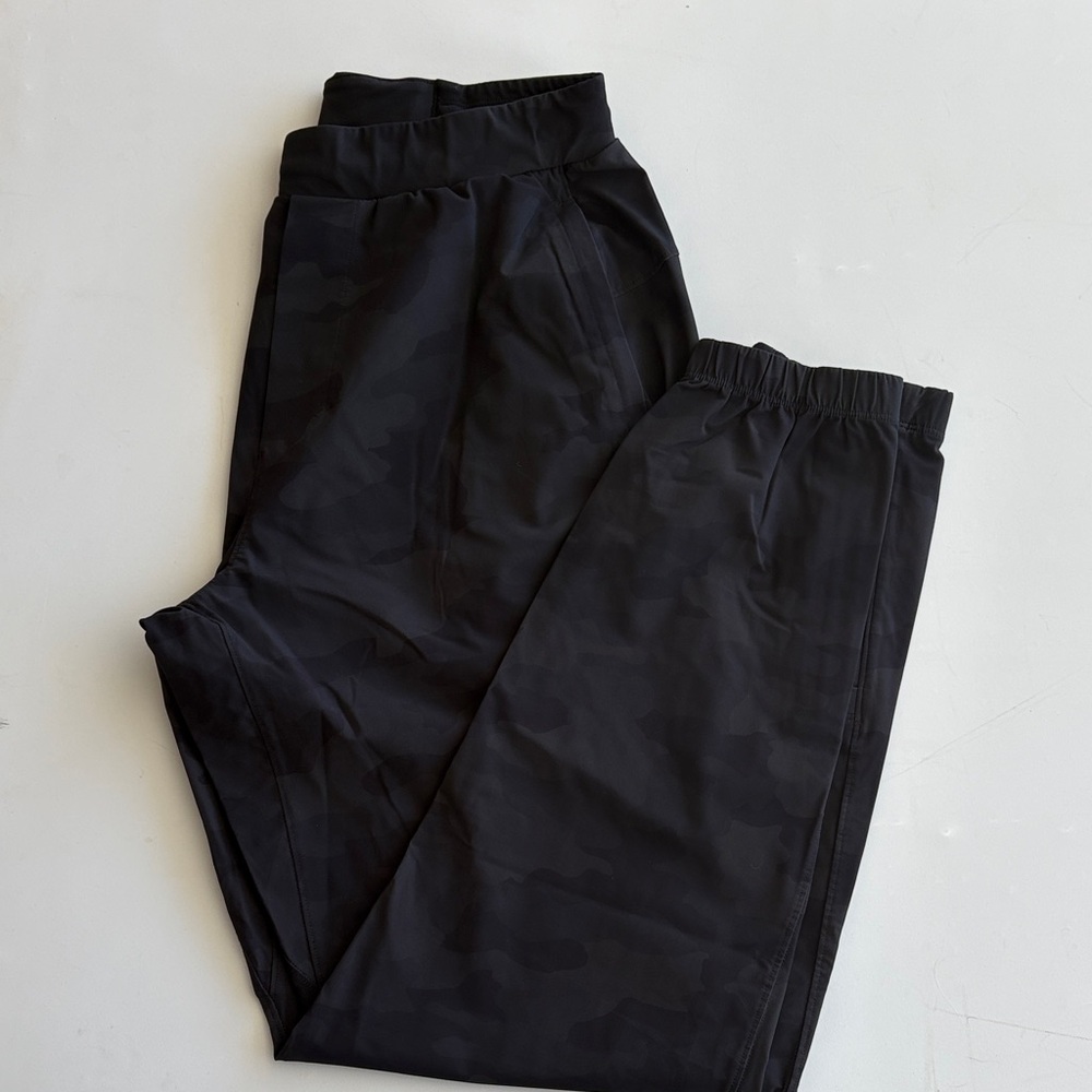 lululemon athletica Men's Dark Camouflage Joggers